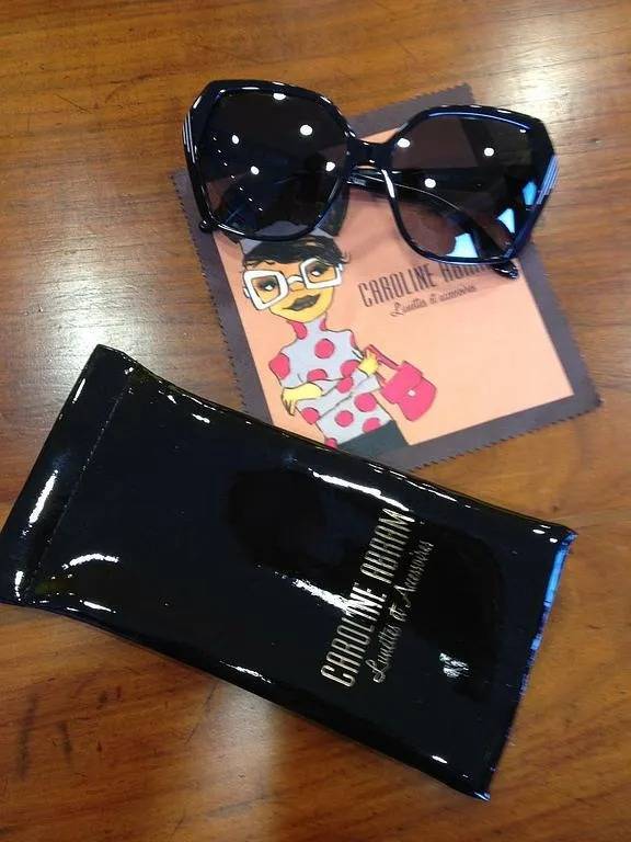 Lunettes noir Caroline Abram