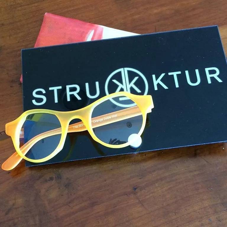 Lunettes de créateur près de Boucau